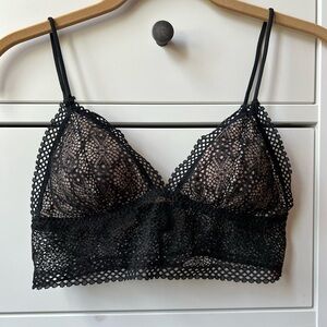 Victoria’s Secret Black Lace Lined Bralette size small